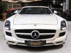 Mercedes-Benz SLS AMG 6.2 V8 GASOLINA SPEEDSHIFT 2010/2011 VIA BELLA VEÍCULOS ESPECIAIS CAXIAS DO SUL / Carros no Vale