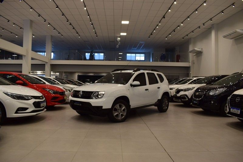 Renault DUSTER AUTHENTIQUE 1.6 CVT 2020 DINAMICA-CAR VENÂNCIO AIRES / Carros no Vale