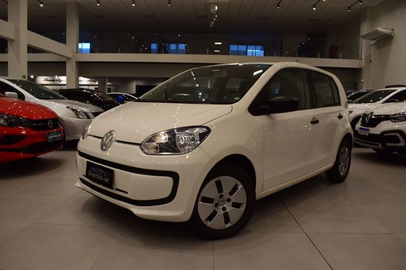Volkswagen UP TAKE 1.0 2015 DINAMICA-CAR VENÂNCIO AIRES / Carros no Vale