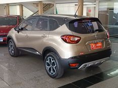 Renault CAPTUR ICONIC 1.3 2022 HÉLIO AUTOMÓVEIS LAJEADO / Carros no Vale