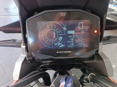 Suzuki V-STROM 1000 2022 HÉLIO AUTOMÓVEIS LAJEADO / Carros no Vale