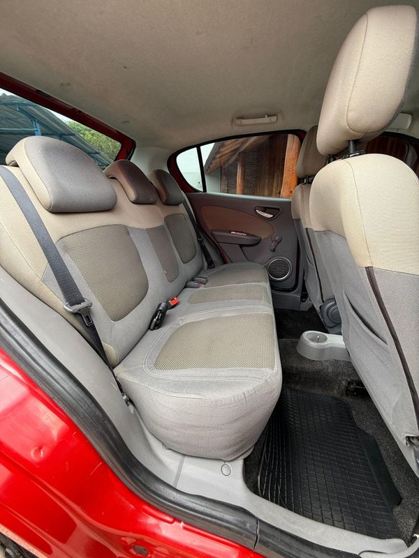 Fiat PALIO ESSENCE 1.6 2013 FERREIRA VEÍCULOS VENÂNCIO AIRES / Carros no Vale
