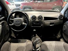 FORD KA 1.0 MPI 8V 2012/2013 M&C AUTOMÓVEIS CAXIAS DO SUL / Carros no Vale
