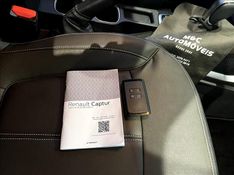 RENAULT CAPTUR 1.3 TCE Iconic 2021/2022 M&C AUTOMÓVEIS CAXIAS DO SUL / Carros no Vale