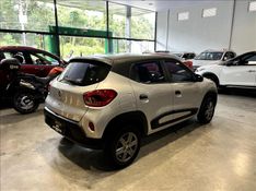 RENAULT KWID 1.0 12V SCE ZEN 2022/2023 M&C AUTOMÓVEIS CAXIAS DO SUL / Carros no Vale
