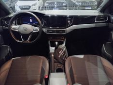 VOLKSWAGEN NIVUS 1.0 200 TSI Highline 2020/2021 M&C AUTOMÓVEIS CAXIAS DO SUL / Carros no Vale