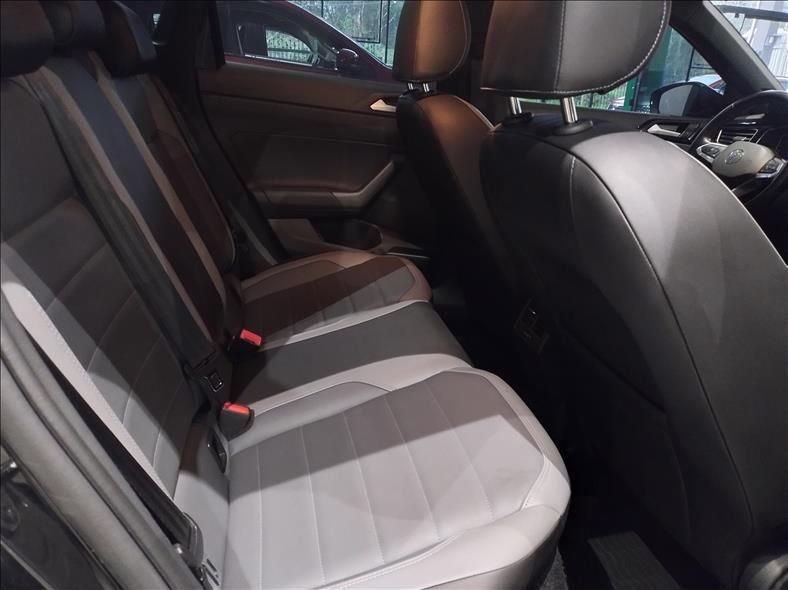 VOLKSWAGEN NIVUS 1.0 200 TSI Highline 2020/2021 M&C AUTOMÓVEIS CAXIAS DO SUL / Carros no Vale