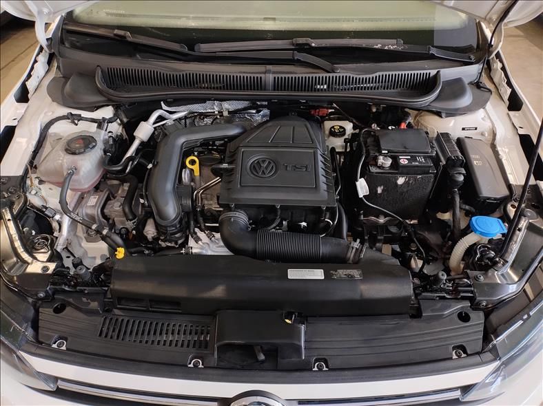 VOLKSWAGEN POLO 1.0 200 TSI Comfortline 2020/2021 M&C AUTOMÓVEIS CAXIAS DO SUL / Carros no Vale
