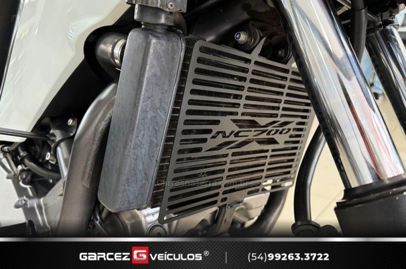 HONDA NC 700X ABS 2014/2014 GARCEZ VEÍCULOS BENTO GONÇALVES / Carros no Vale