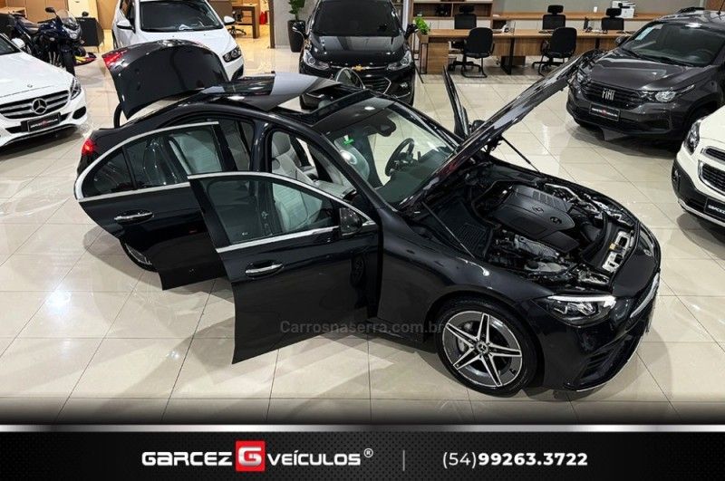 MERCEDES-BENZ C 200 1.5 EQ BOOST TURBO AMG LINE HIBRIDO 2022/2022 GARCEZ VEÍCULOS BENTO GONÇALVES / Carros no Vale