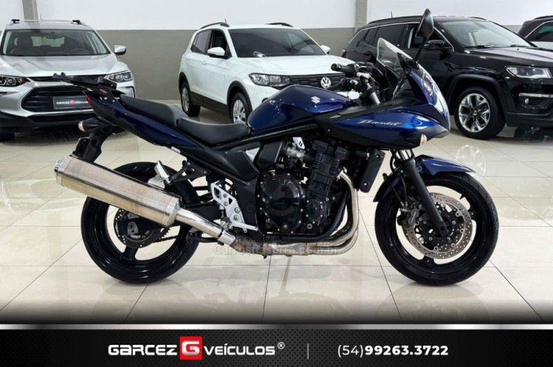 SUZUKI BANDIT 650S 2011/2011 GARCEZ VEÍCULOS BENTO GONÇALVES / Carros no Vale
