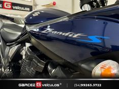 SUZUKI BANDIT 650S 2011/2011 GARCEZ VEÍCULOS BENTO GONÇALVES / Carros no Vale