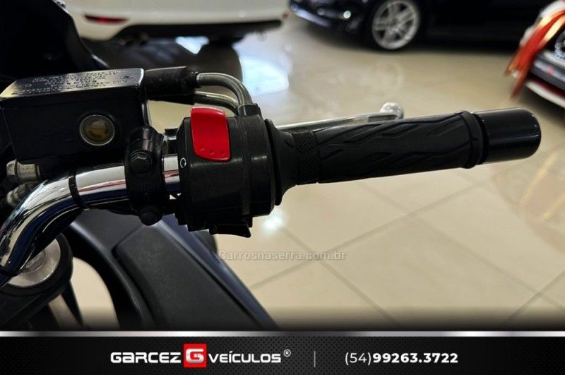 SUZUKI BANDIT 650S 2011/2011 GARCEZ VEÍCULOS BENTO GONÇALVES / Carros no Vale