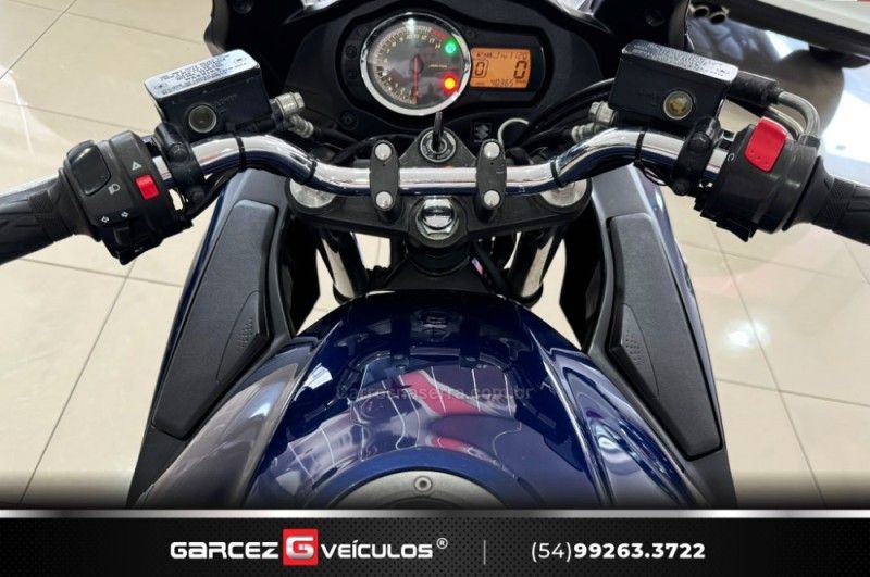 SUZUKI BANDIT 650S 2011/2011 GARCEZ VEÍCULOS BENTO GONÇALVES / Carros no Vale