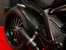 DUCATI DIAVEL 1198 /2013 EXCLUSIVO VEÍCULOS SANTA CRUZ DO SUL / Carros no Vale