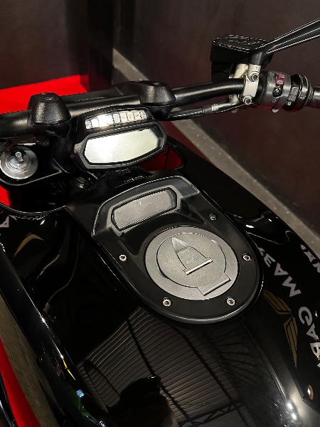 DUCATI DIAVEL 1198 /2013 EXCLUSIVO VEÍCULOS SANTA CRUZ DO SUL / Carros no Vale