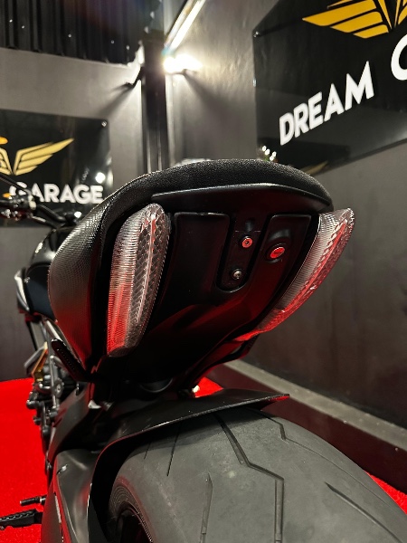DUCATI DIAVEL 1198 /2013 EXCLUSIVO VEÍCULOS SANTA CRUZ DO SUL / Carros no Vale