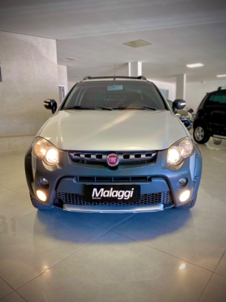 FIAT STRADA 1.8 MPI ADVENTURE CE 16V 2013/2013 MALAGGI VEÍCULOS ENCANTADO / Carros no Vale