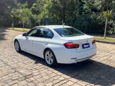 BMW 320i 2.0 16V TURBO ACTIVE FLEX 4P AUTOMÁTICO 2018/2018 BOSCO AUTOMÓVEIS GUAPORÉ / Carros no Vale
