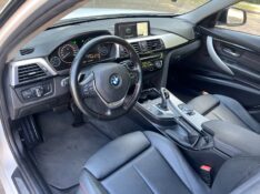 BMW 320i 2.0 16V TURBO ACTIVE FLEX 4P AUTOMÁTICO 2018/2018 BOSCO AUTOMÓVEIS GUAPORÉ / Carros no Vale