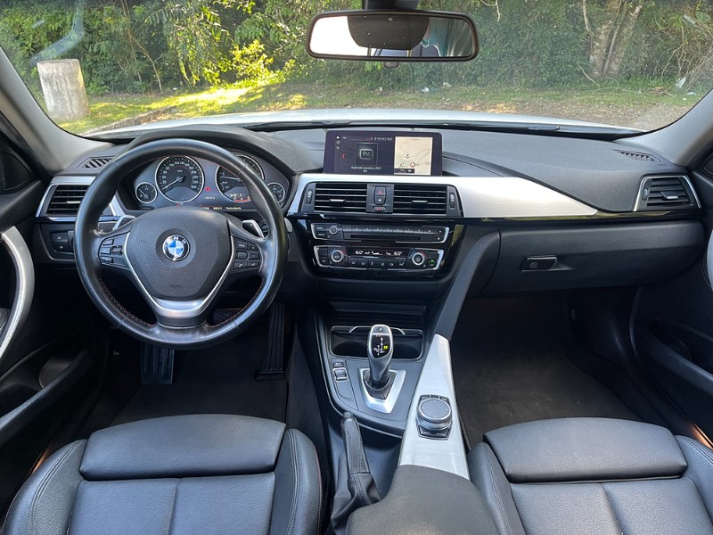 BMW 320i 2.0 16V TURBO ACTIVE FLEX 4P AUTOMÁTICO 2018/2018 BOSCO AUTOMÓVEIS GUAPORÉ / Carros no Vale