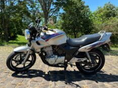 HONDA MOTOS CB 500 /1999 RT 811 VEÍCULOS ARROIO DO MEIO / Carros no Vale