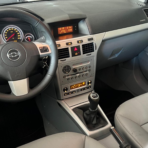 CHEVROLET VECTRA ELEGANCE 2.0 8V 2009/2009 JOÃO CARROS MULTIMARCAS GUAPORÉ / Carros no Vale