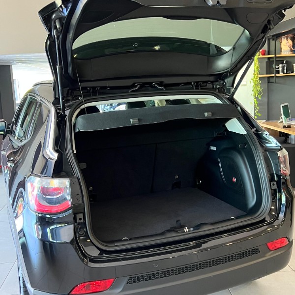 JEEP COMPASS LONGITUDE 2.0 16V 2018/2018 JOÃO CARROS MULTIMARCAS GUAPORÉ / Carros no Vale