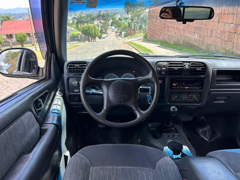 CHEVROLET S10 2.8 SERTÕES 4X4 12V 2005/2005 LS MULTIMARCAS VENÂNCIO AIRES / Carros no Vale