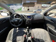 HYUNDAI HB20 1.0 COMFORT 12V FLEX 4P MANUAL 2015/2015 AR MULTIMARCAS VENÂNCIO AIRES / Carros no Vale