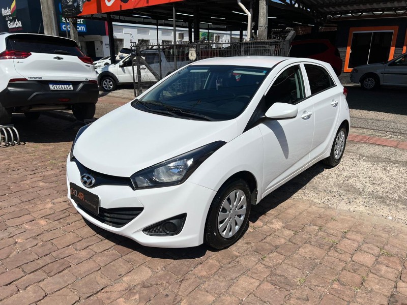 HYUNDAI HB20 1.0 COMFORT 12V FLEX 4P MANUAL 2015/2015 AR MULTIMARCAS VENÂNCIO AIRES / Carros no Vale