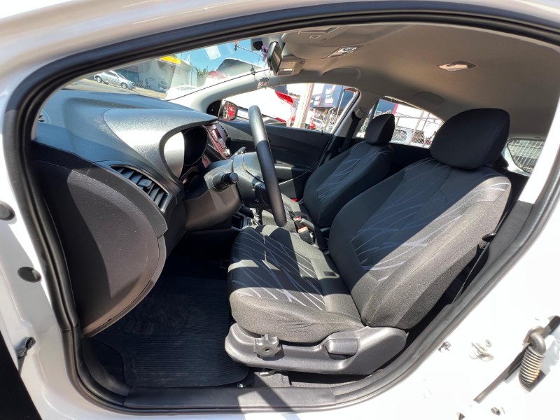 HYUNDAI HB20 1.0 COMFORT 12V FLEX 4P MANUAL 2015/2015 AR MULTIMARCAS VENÂNCIO AIRES / Carros no Vale