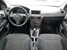 CHEVROLET VECTRA GT GT 2.0 2011/2011 MG VEÍCULOS ARROIO DO MEIO / Carros no Vale