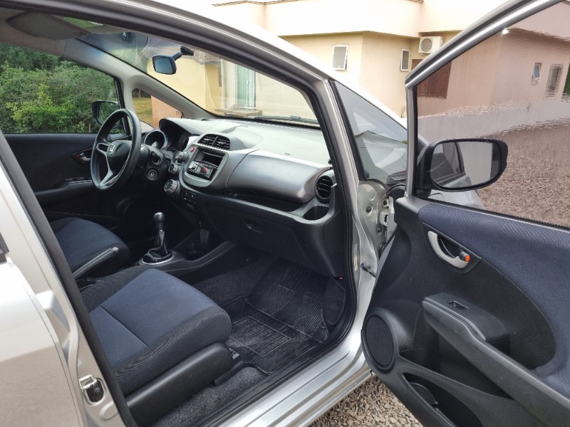HONDA FIT LX 1.4/ 1.4 FLEX 8V/16V 5P MEC. 2014/2014 MG VEÍCULOS ARROIO DO MEIO / Carros no Vale