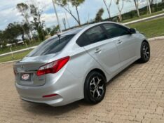 HYUNDAI HB20 1.6 COMFORT 16V 2017 2016/2017 NEURI VEÍCULOS LAJEADO / Carros no Vale