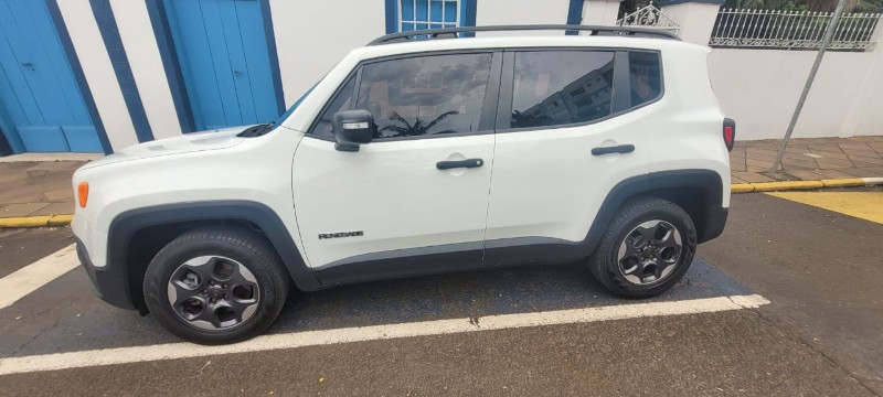 JEEP RENEGADE 1.8 16V FLEX SPORT 4P MANUAL 2016/2016 ADRIANO VEÍCULOS CRUZEIRO DO SUL / Carros no Vale