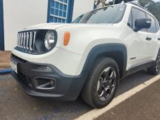 JEEP RENEGADE 1.8 16V FLEX SPORT 4P MANUAL 2016/2016 ADRIANO VEÍCULOS CRUZEIRO DO SUL / Carros no Vale