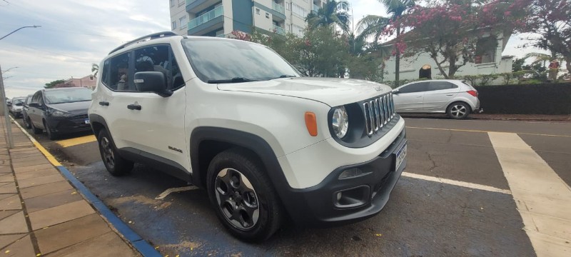 JEEP RENEGADE 1.8 16V FLEX SPORT 4P MANUAL 2016/2016 ADRIANO VEÍCULOS CRUZEIRO DO SUL / Carros no Vale