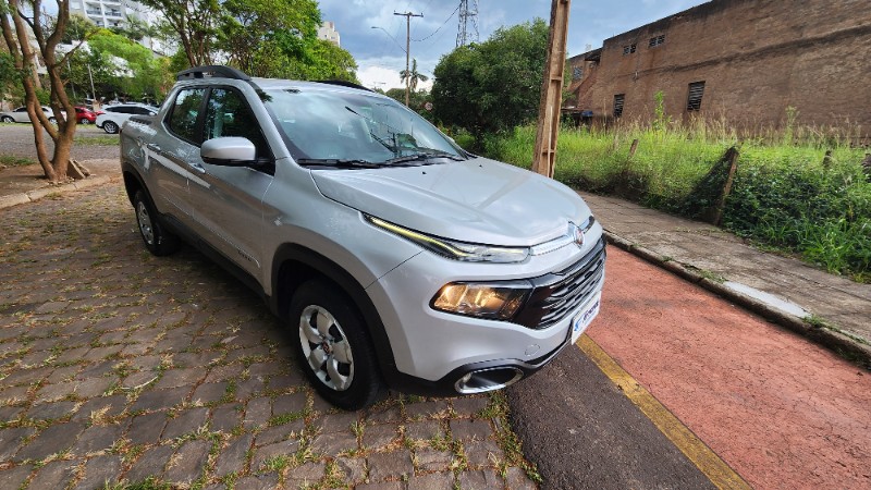 FIAT TORO 1.8 16V EVO FREEDOM 4X2 2016/2017 FERNANDO AUTOMÓVEIS | REVENDA DE CARROS ARROIO DO MEIO ARROIO DO MEIO / Carros no Vale