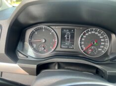 VOLKSWAGEN AMAROK 2.0 HIGHLINE 4X4 CD 16V TURBO INTERCOOLER DIESEL 4P AUTOMÁTICO 2019/2019 ELY AUTOMÓVEIS LAJEADO / Carros no Vale