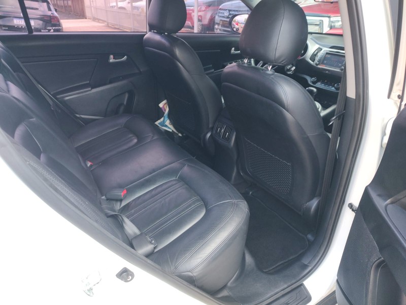 KIA SPORTAGE 2.0 LX 4X2 16V FLEX 4P AUTOMÁTICO /2015 CHIMA VEÍCULOS VENÂNCIO AIRES / Carros no Vale