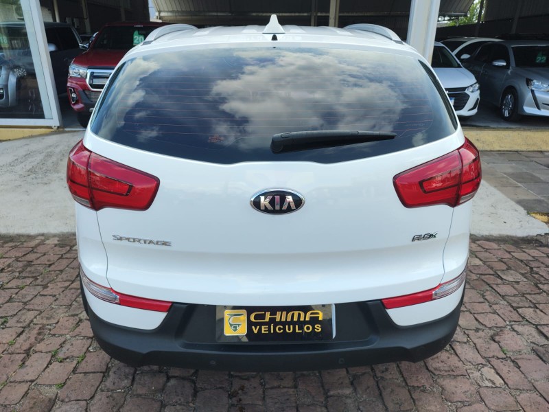 KIA SPORTAGE 2.0 LX 4X2 16V FLEX 4P AUTOMÁTICO /2015 CHIMA VEÍCULOS VENÂNCIO AIRES / Carros no Vale