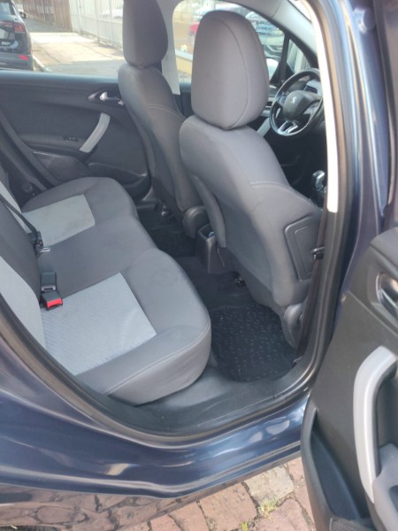 PEUGEOT 208 1.5 ACTIVE PACK 8V /2016 CHIMA VEÍCULOS VENÂNCIO AIRES / Carros no Vale