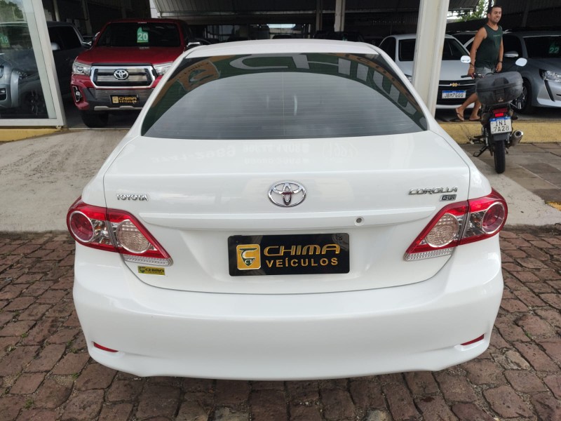 TOYOTA COROLLA 1.8 GLI /2014 CHIMA VEÍCULOS VENÂNCIO AIRES / Carros no Vale