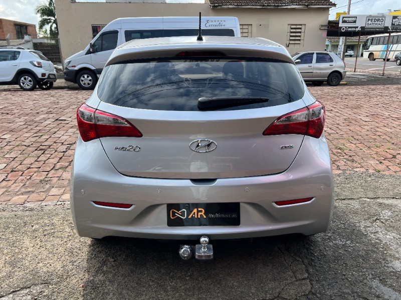 HYUNDAI HB20 COMFORT 1.0 12V FLEX 2014/2014 AR MULTIMARCAS VENÂNCIO AIRES / Carros no Vale