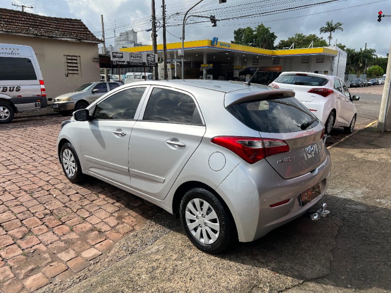 HYUNDAI HB20 COMFORT 1.0 12V FLEX 2014/2014 AR MULTIMARCAS VENÂNCIO AIRES / Carros no Vale