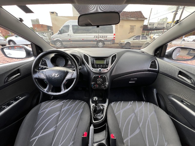 HYUNDAI HB20 COMFORT 1.0 12V FLEX 2014/2014 AR MULTIMARCAS VENÂNCIO AIRES / Carros no Vale