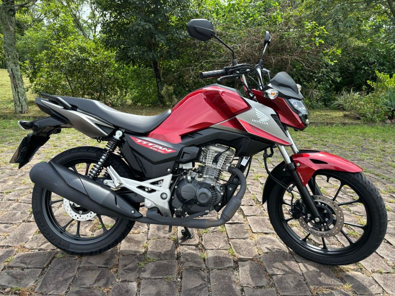 HONDA MOTOS CG 160 TITAN /2025 RT 811 VEÍCULOS ARROIO DO MEIO / Carros no Vale