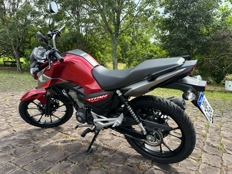 HONDA MOTOS CG 160 TITAN /2025 RT 811 VEÍCULOS ARROIO DO MEIO / Carros no Vale
