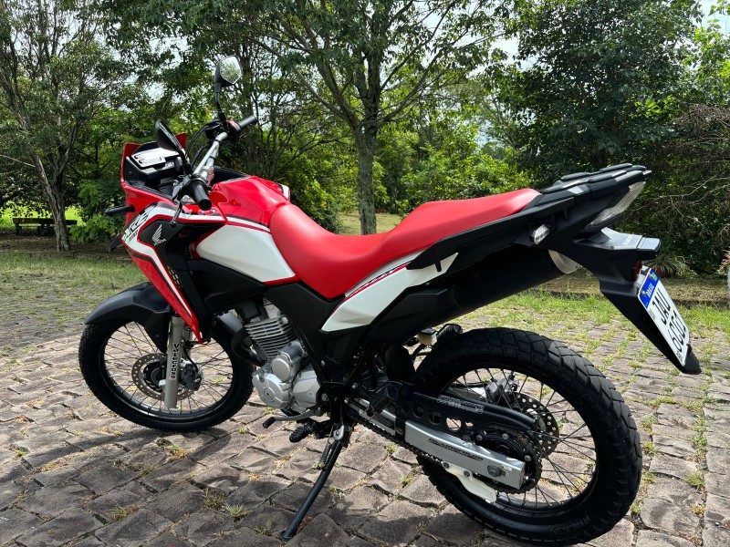 HONDA MOTOS XRE 300 /2021 RT 811 VEÍCULOS ARROIO DO MEIO / Carros no Vale